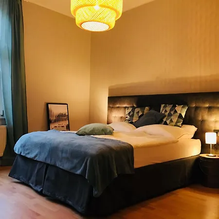 1 Am Bahnhof Appartement *